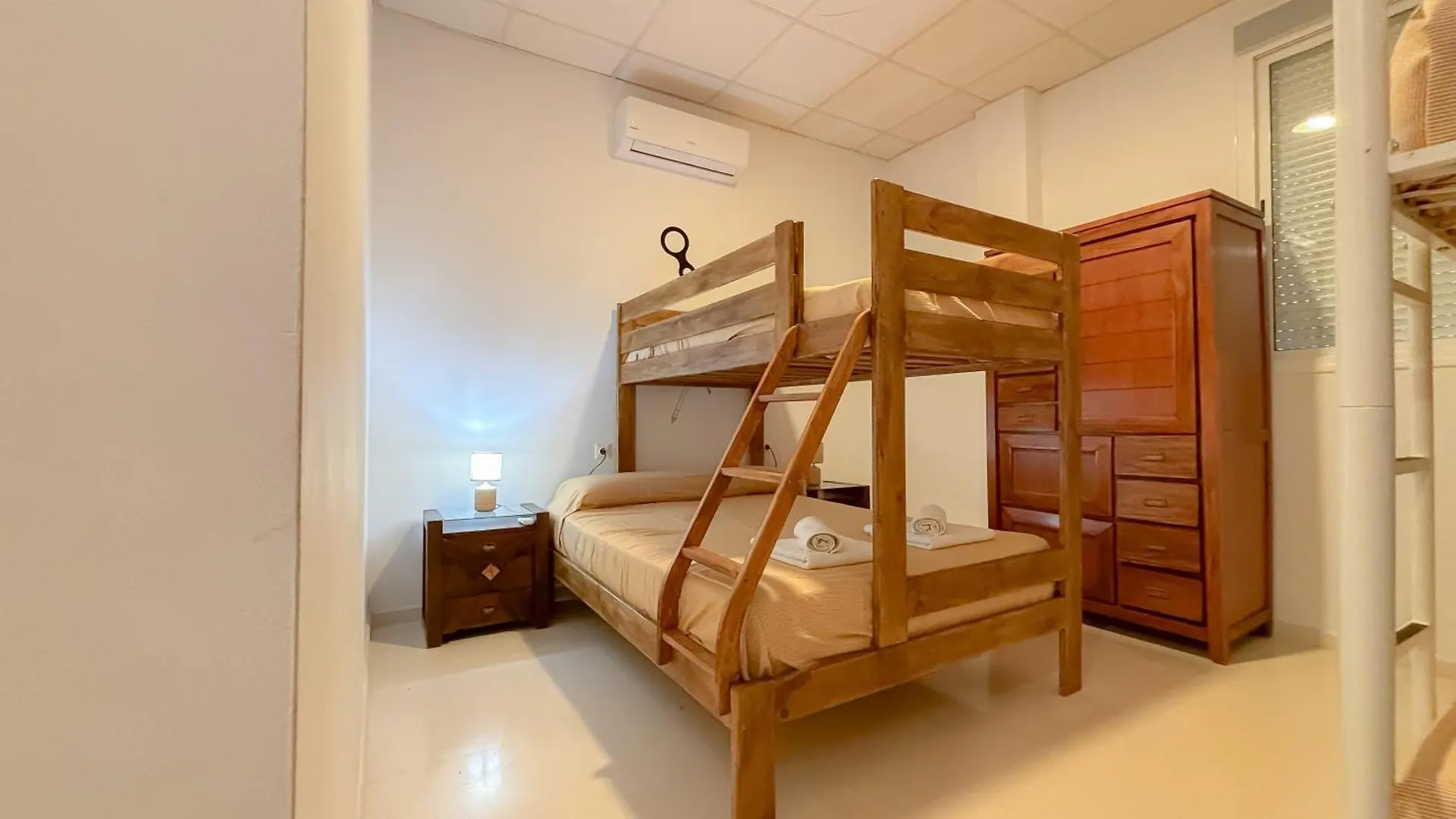 Hostel Albergue Multiaventura Active Andalucia Almodovar del Rio